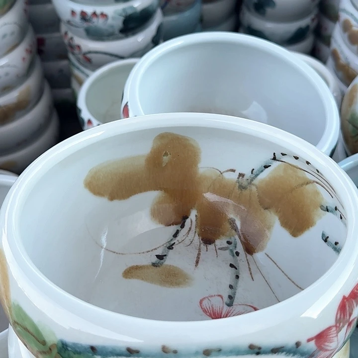 直径23厘米高度13厘米…………