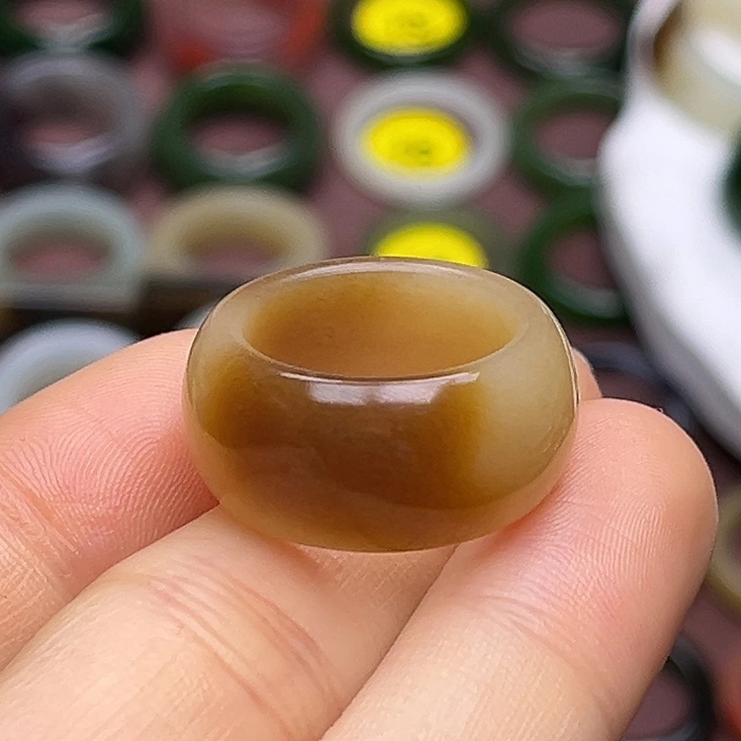 和田玉未镶嵌戒指17.0焦糖布丁