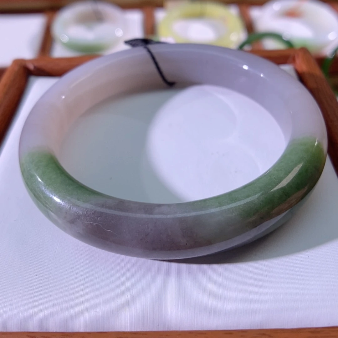 【闪购商品】未镶嵌手镯和田玉（翠青玉）