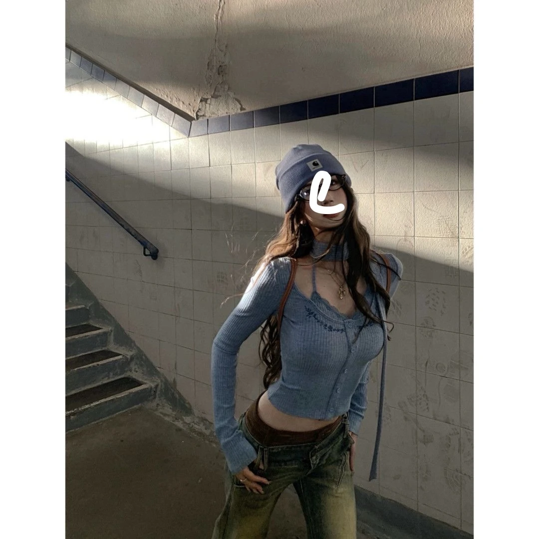 刺绣挂脖针织假两件上衣女秋冬季内搭打底衫长袖修身显瘦飘带T恤