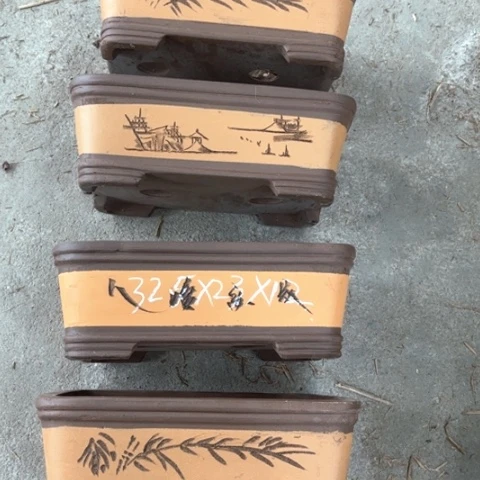 紫砂花盆200-8。