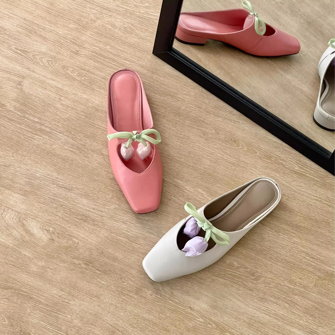 HUSSLOVE 头层牛皮·跟高2.5CM·时尚百搭温柔·花朵懒人半拖鞋女