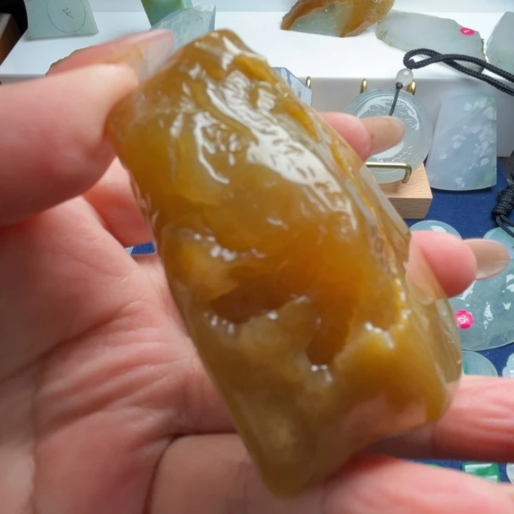 翡翠未镶嵌颈饰天然翡翠