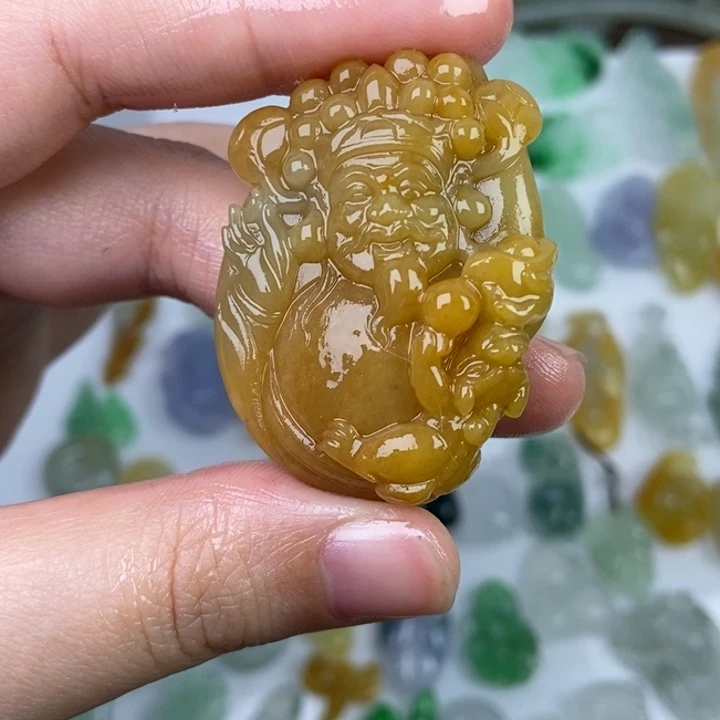 定制翡翠未镶嵌黄财