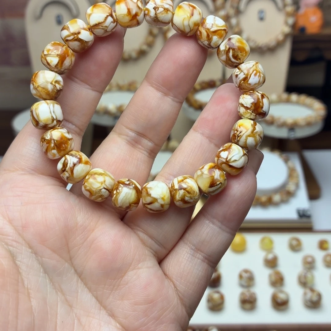 10mm沁色精工老型手串一条