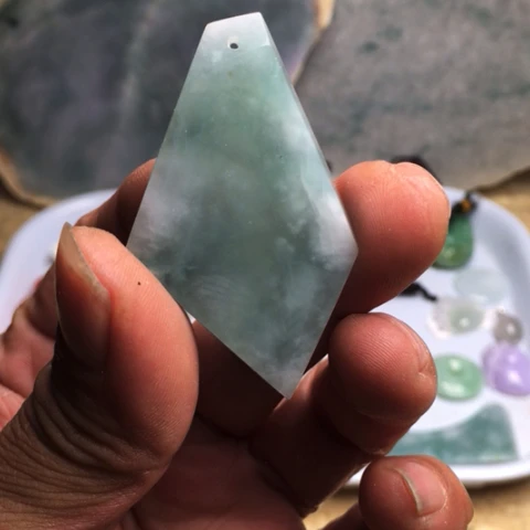 翡翠散珠天然翡翠