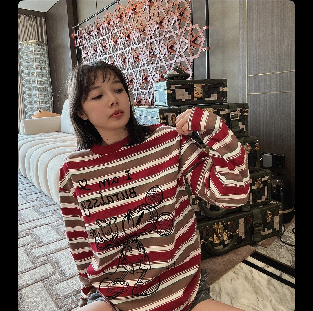 BETTER JOELAY-【米奇线稿】百搭条纹长袖T休闲宽松简约通勤KH1755