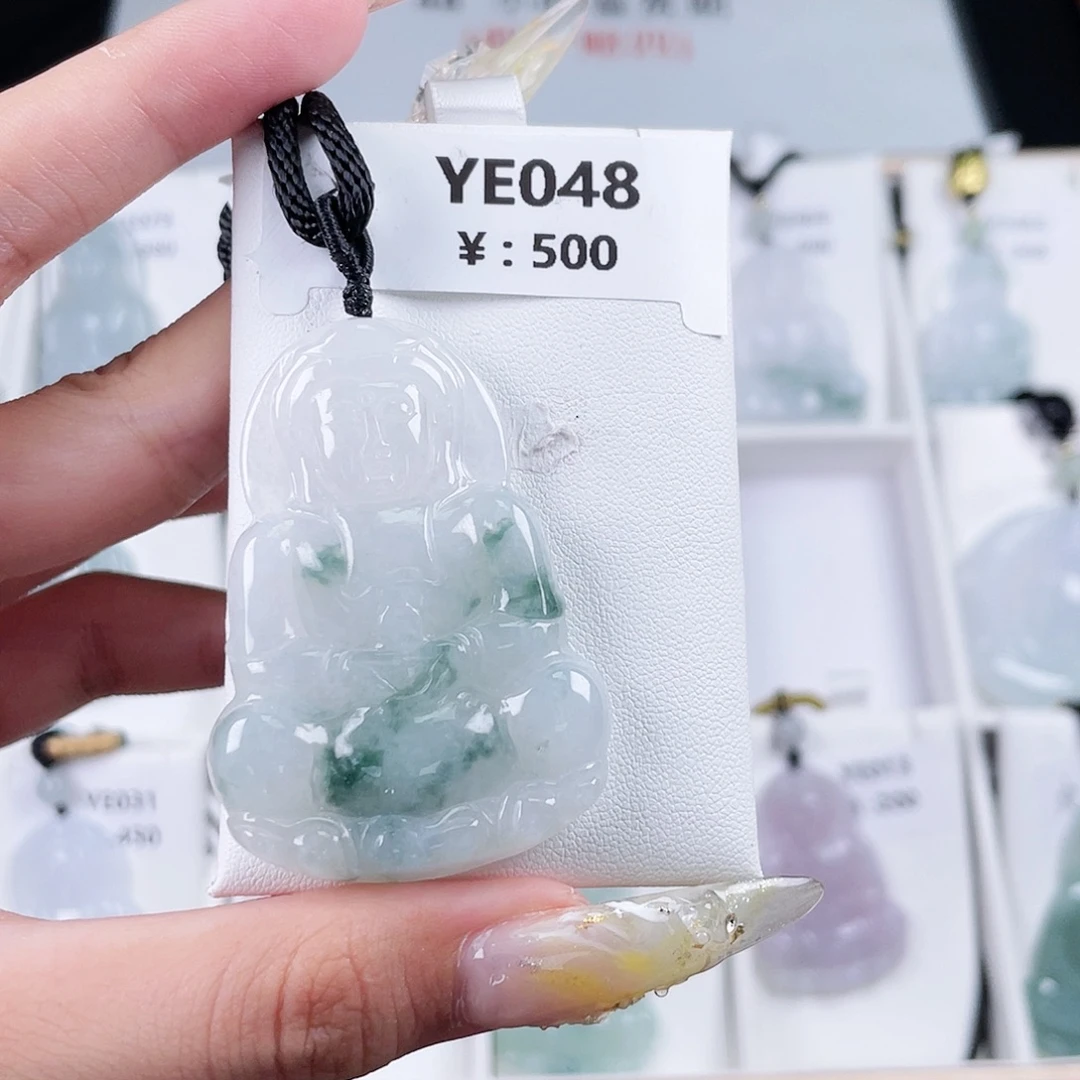 翡翠未镶嵌颈饰YE048