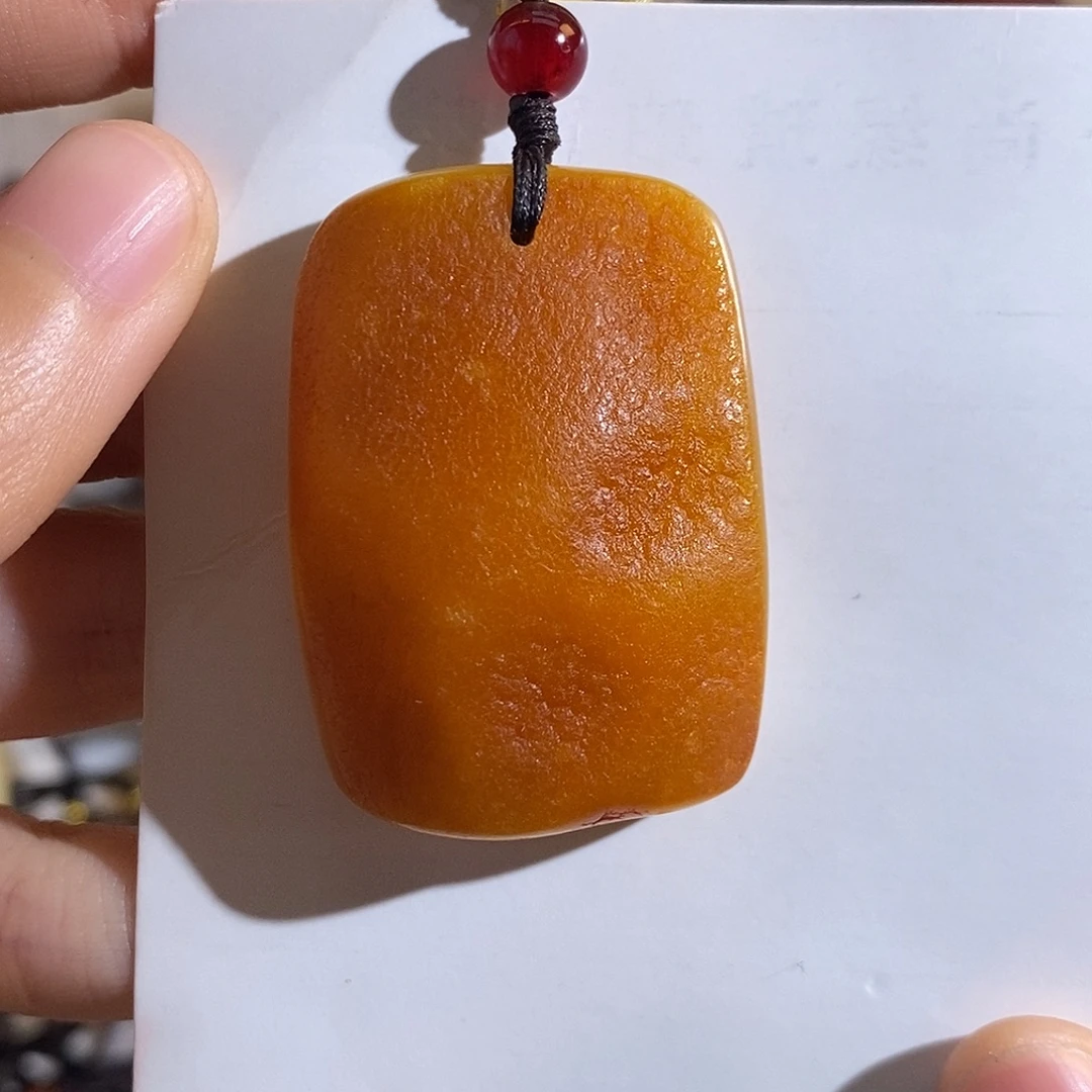 酒***枫定制琥珀未镶嵌蜜蜡