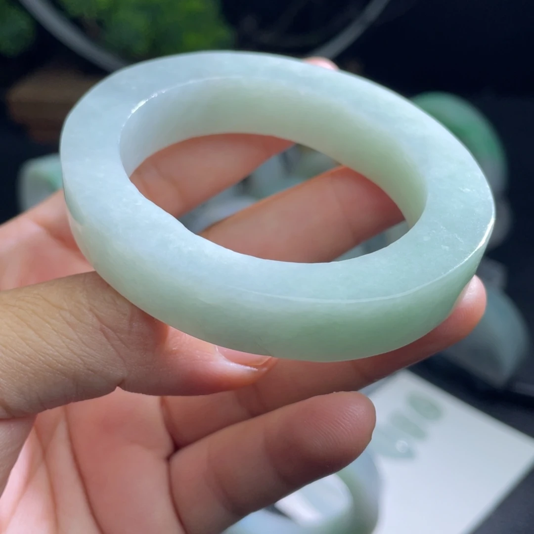 定制翡翠未镶嵌正圈