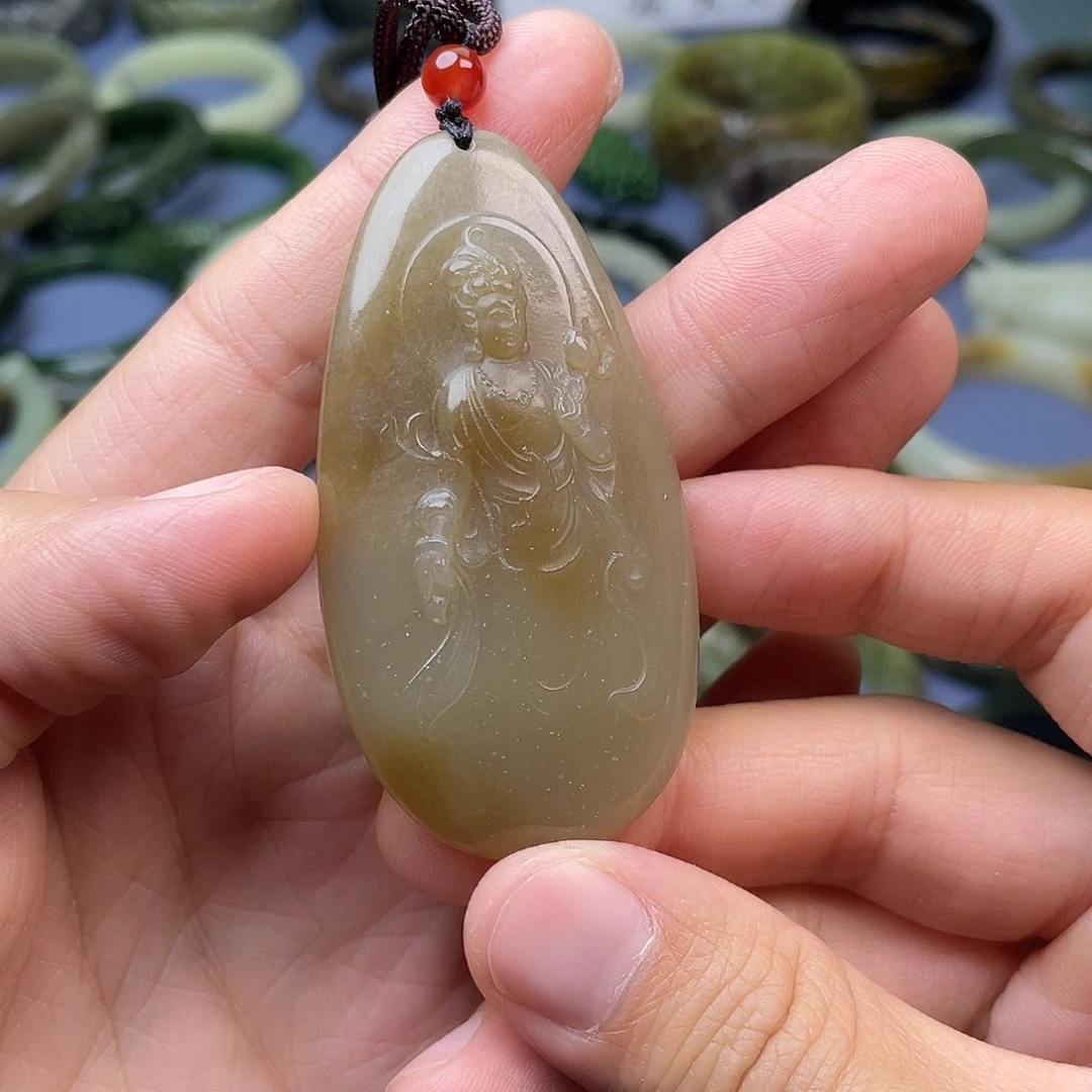 和田玉（糖玉）未镶嵌颈饰