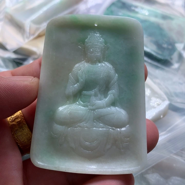 翡翠未镶嵌颈饰保真天然a货翡翠