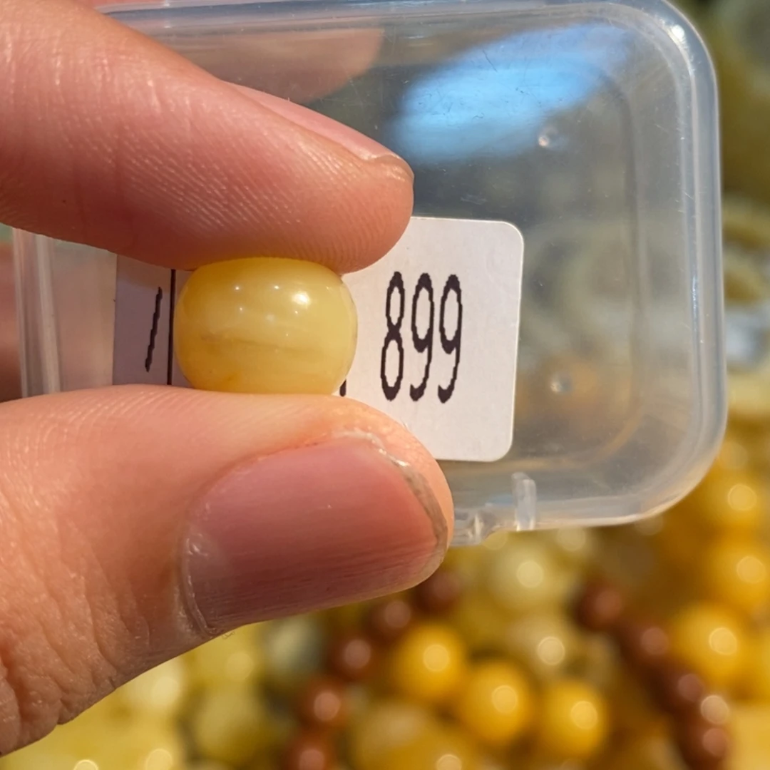 琥珀未镶嵌珠宝奇石899