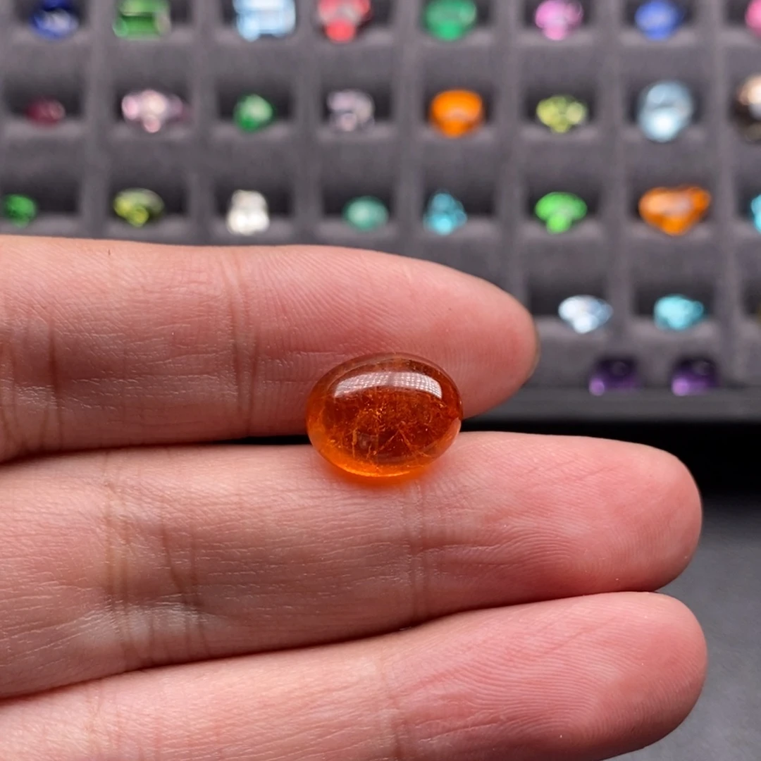 石榴石（芬达石）裸石未镶嵌11.62克拉