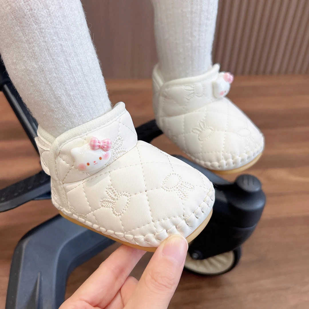 婴儿棉靴冬季软底不掉鞋0-1岁6到12个月女宝宝加绒保暖防滑学步鞋