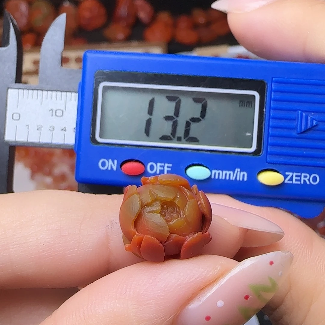 南红玛瑙未镶嵌颈饰