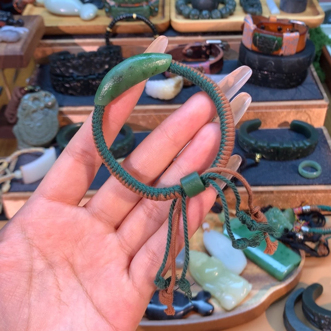 和田玉（糖玉）未镶嵌挂件