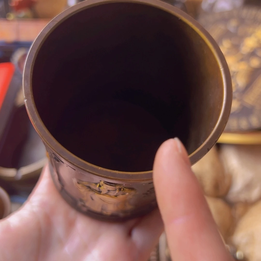 原矿风磨铜孔孟笔筒