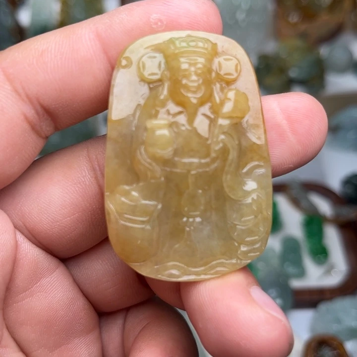 翡翠未镶嵌颈饰财神