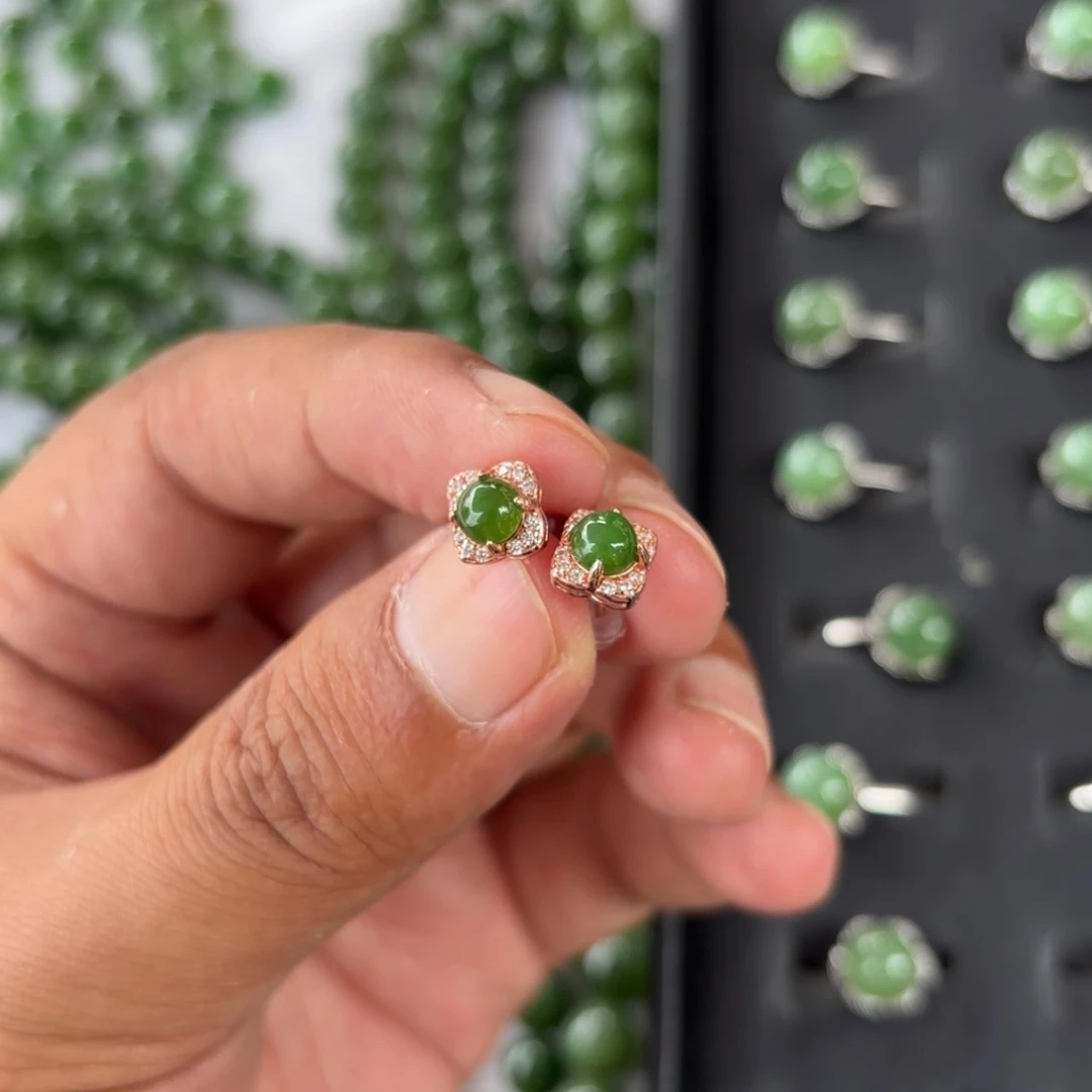 和田玉（碧玉）银S925镶嵌颈饰耳钉