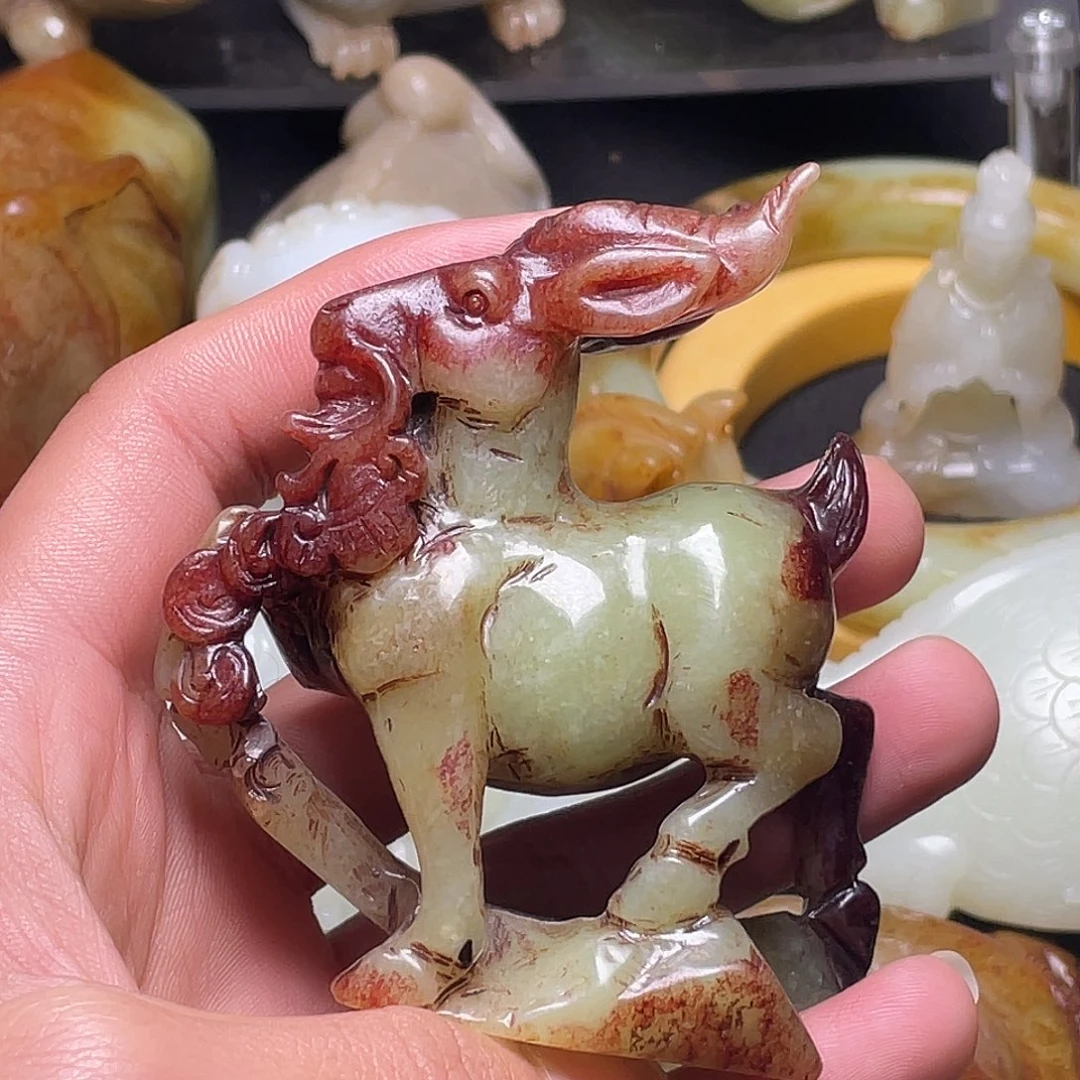 名***说和田玉（糖玉）未镶嵌颈饰