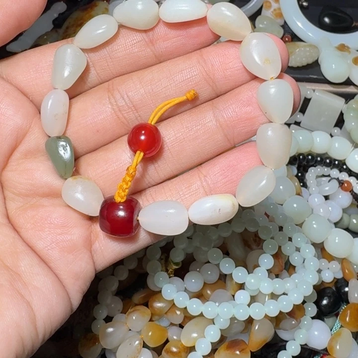 和田玉未镶嵌手链