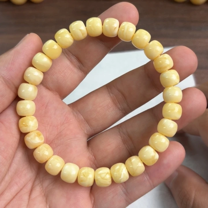 未镶嵌琥珀裸石0320000000