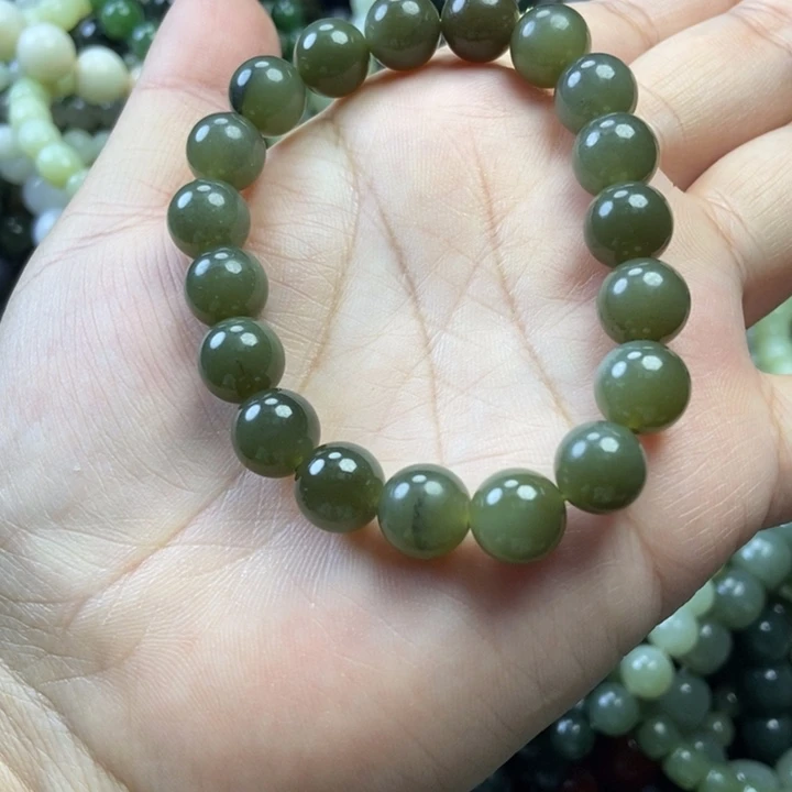 颈饰未镶嵌和田玉卡10