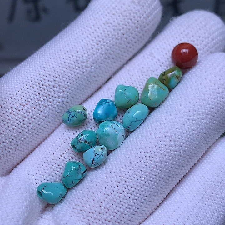 钰***鑫未镶嵌南红玛瑙珠宝奇石