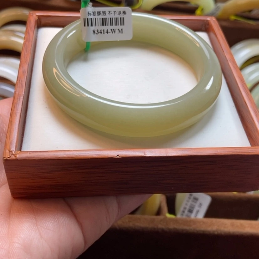 【闪购商品】和田玉手镯未镶嵌60.1