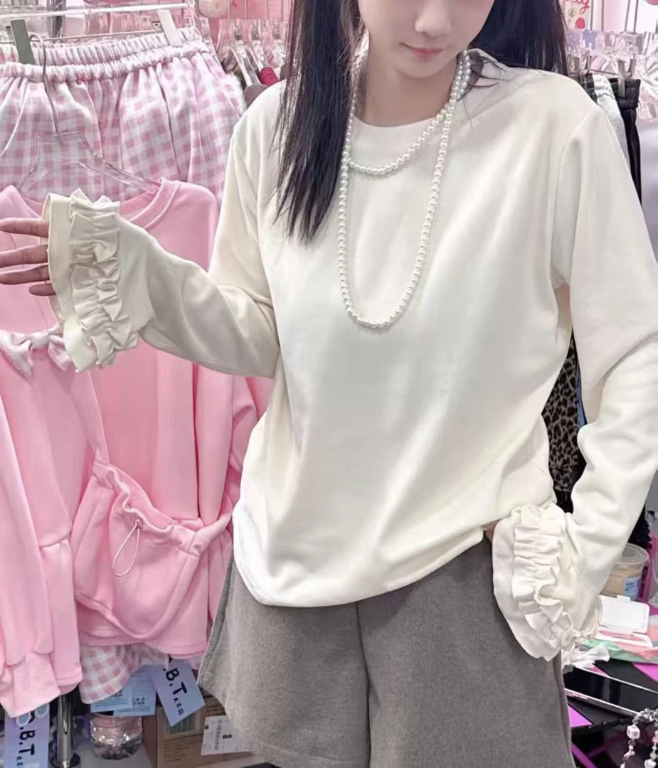 新款休闲花边打底衫