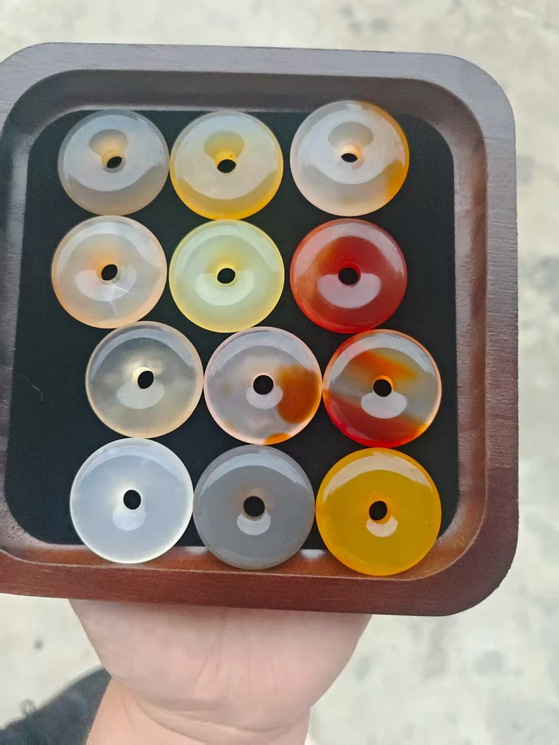 精美佳作玛瑙吊坠平安扣 多样性拍一发一