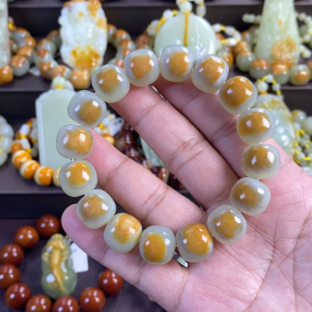 透闪石质玉未镶嵌手串