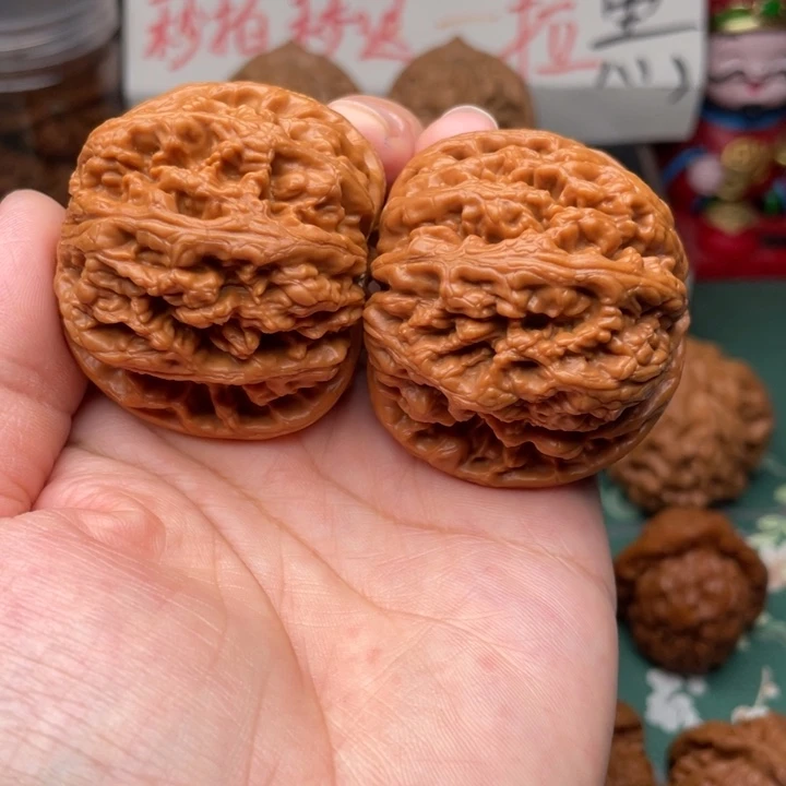 【闪购商品】把件文玩核桃47粗筋