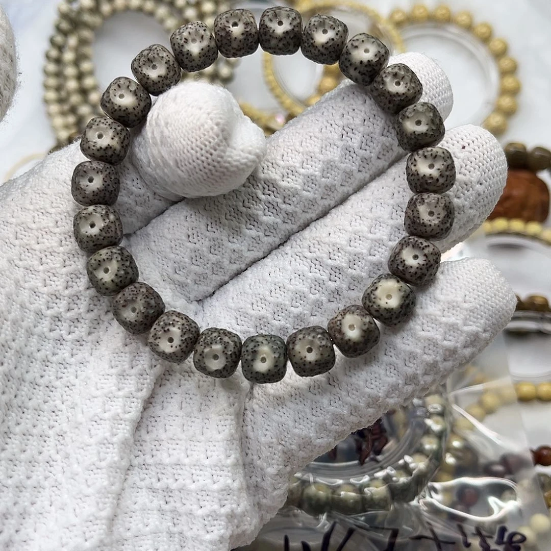 星月菩提吊坠龙鳞无相