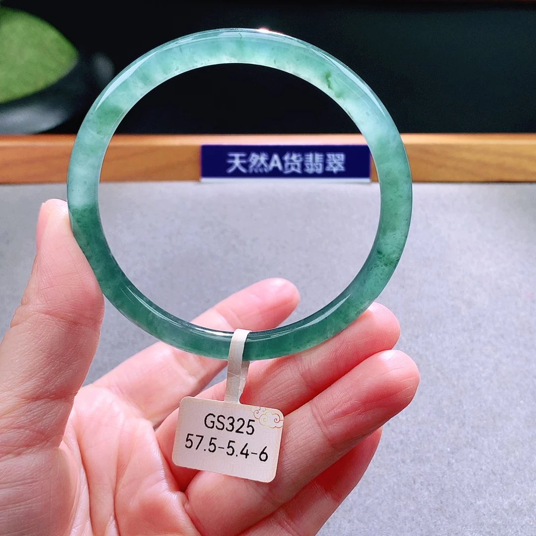 未镶嵌手镯翡翠天然翡翠手镯a货