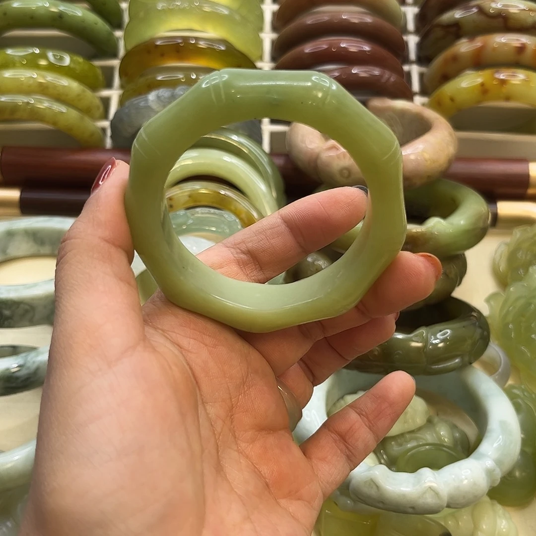 蛇纹石玉未镶嵌手镯2号52.5