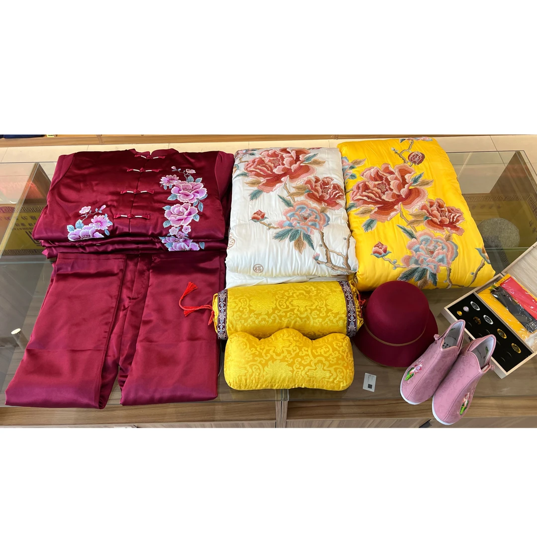 中式苏绣女款百年服