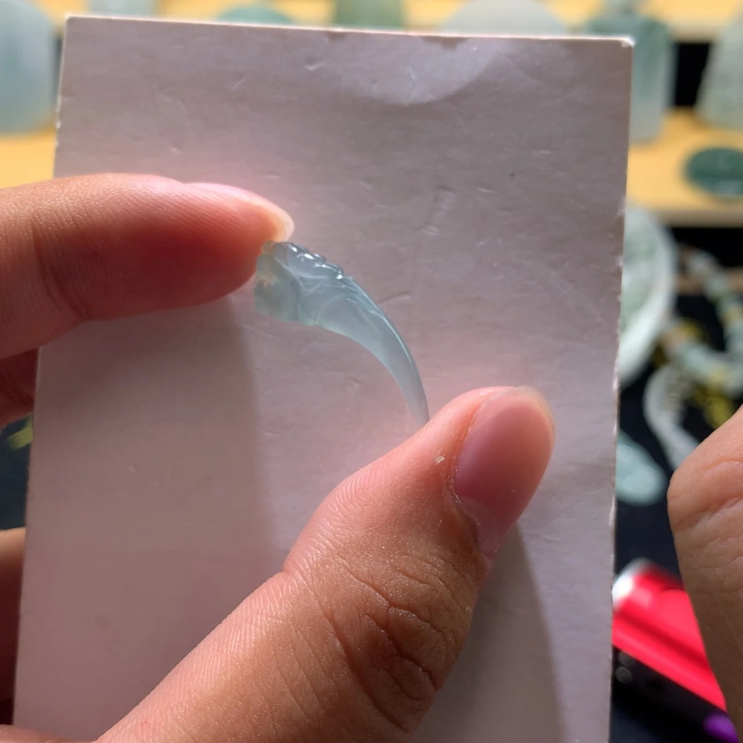 翡翠未镶嵌颈饰000
