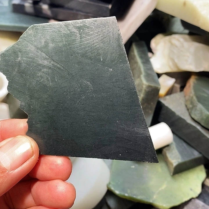 和田玉未镶嵌珠宝半成品