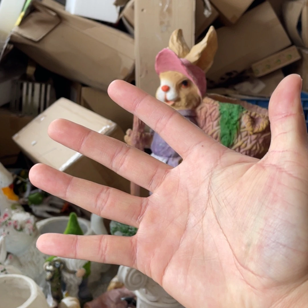 【闪购商品】树脂新款推车兔加背篓兔一对