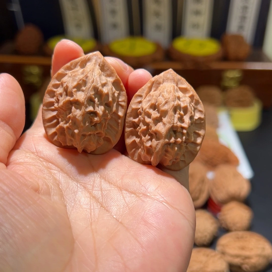 文玩核桃把件榔*妖鸡