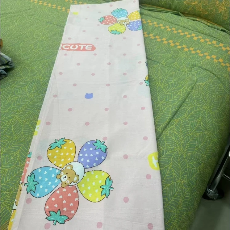 【七彩草莓熊】细纹老粗布纯棉布头-150*250