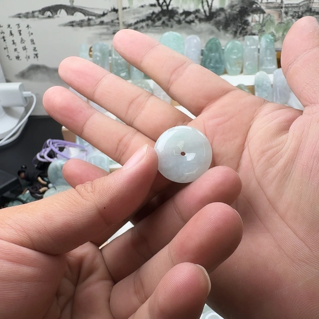 翡翠未镶嵌颈饰68