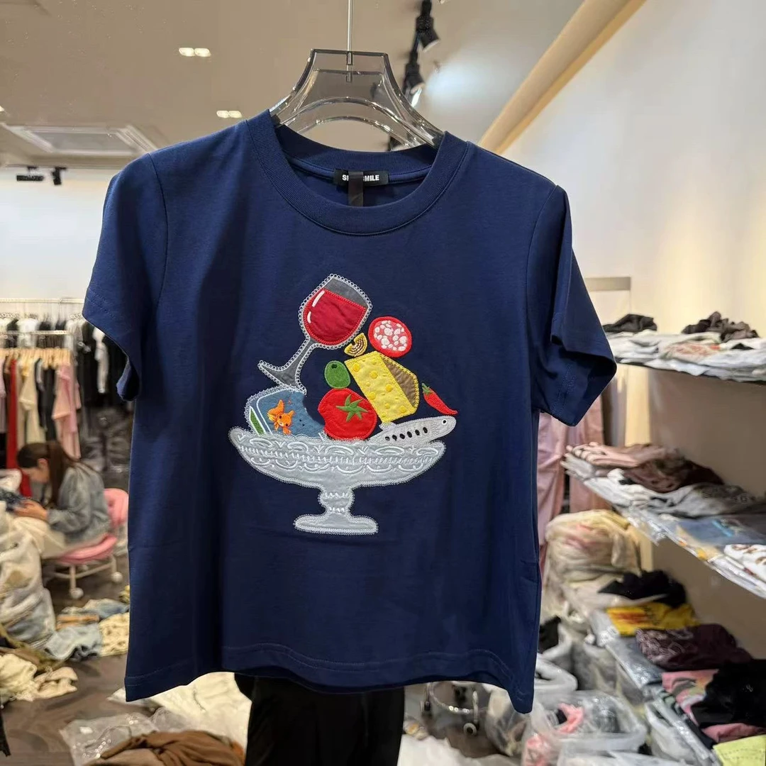 深圳南油小泉优选果盘红酒杯芝士水果盘重工刺绣宽松短袖T恤