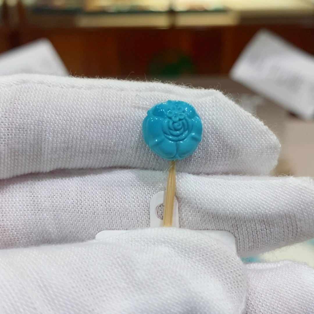 未镶嵌绿松石珠宝奇石