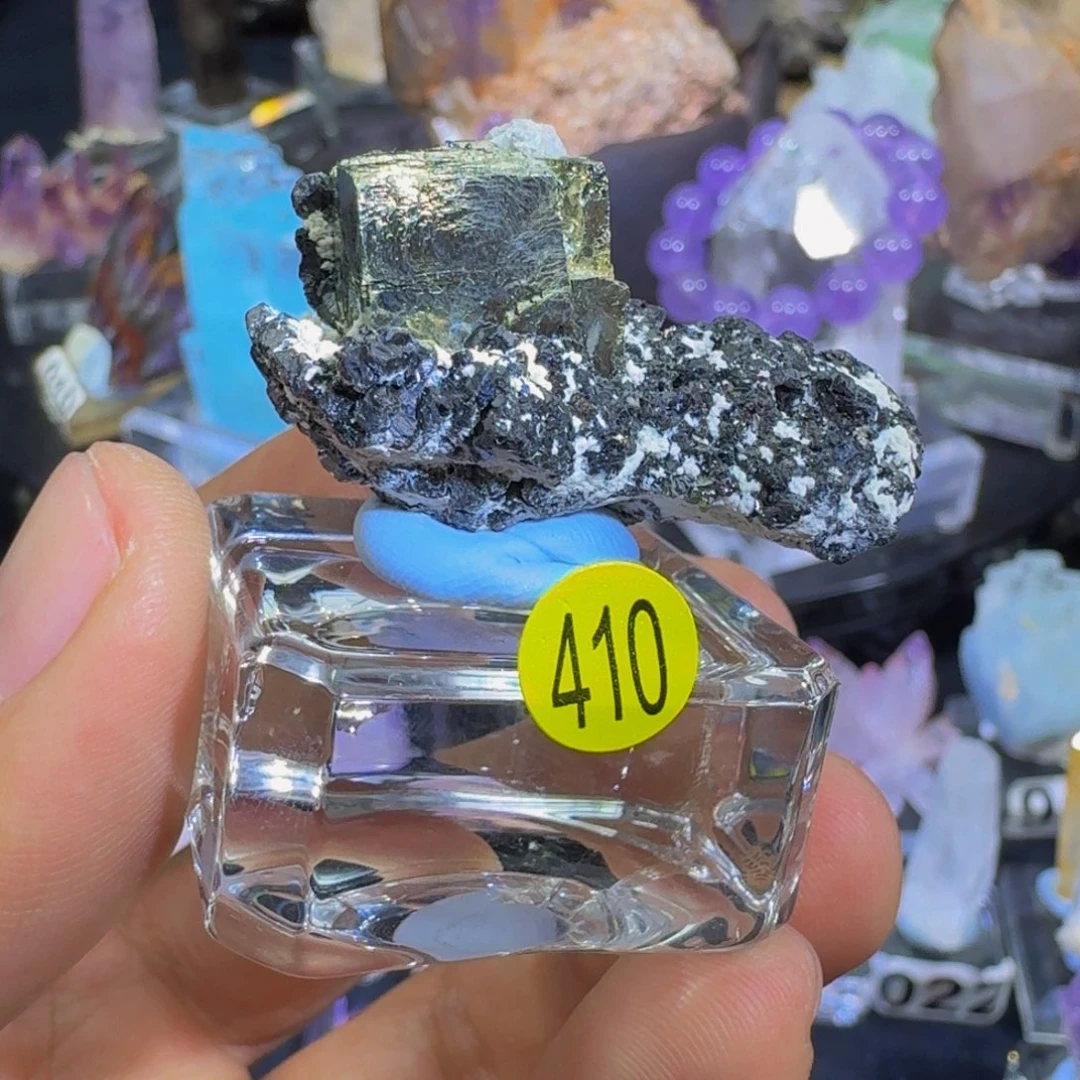 珠宝半成品未镶嵌水晶