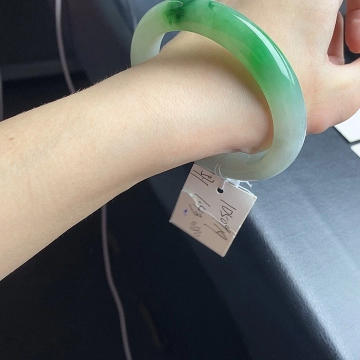 未镶嵌手镯翡翠57圈口