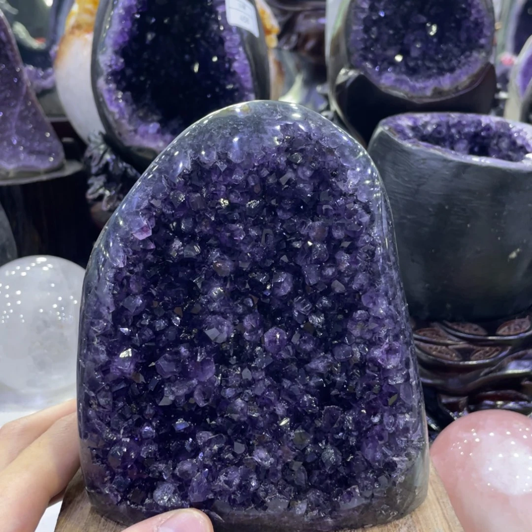 未镶嵌水晶珠宝半成品