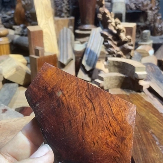 韩***往黄花梨/降香黄檀木